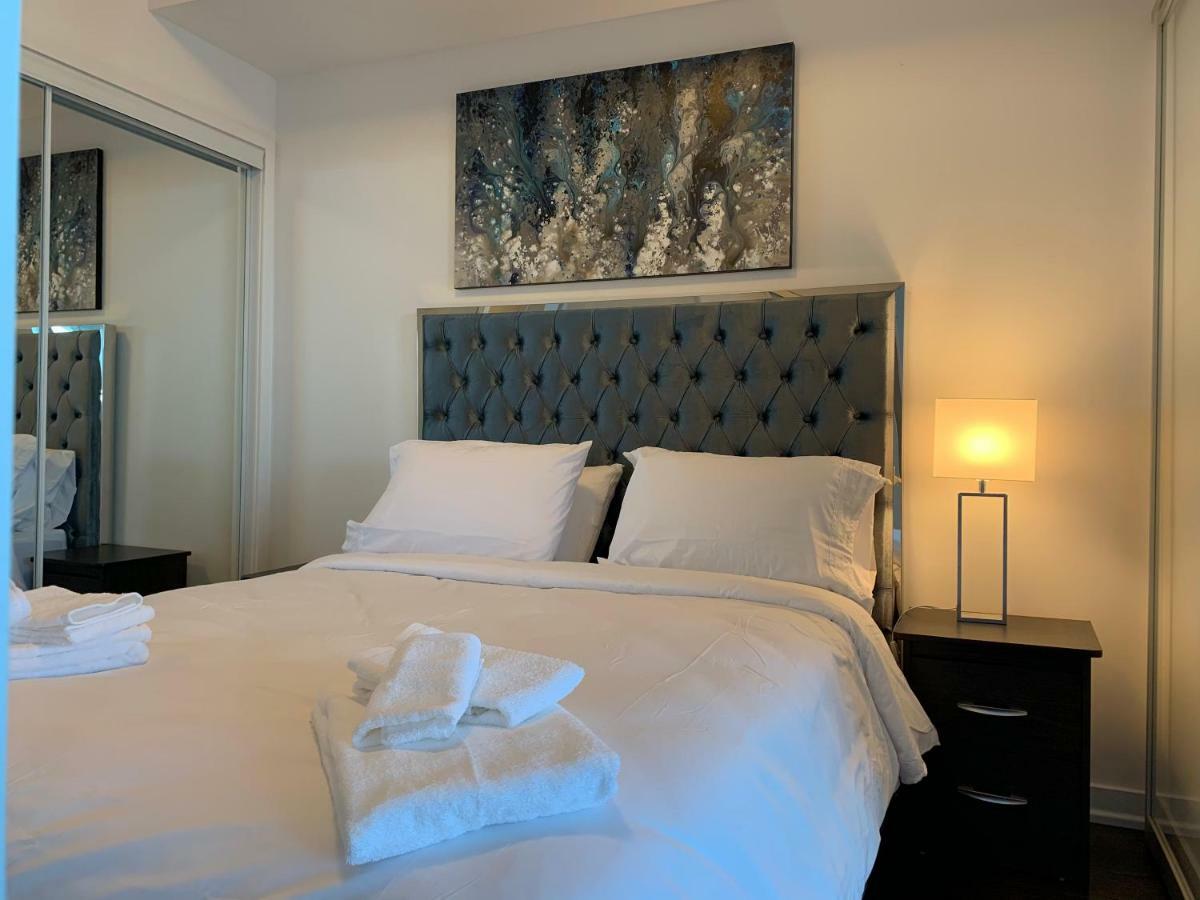Aaira Suites Toronto Exterior foto